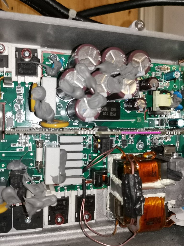 Voeding 48V 53.5V 700W DELTA / Kast voor AMP. (LEES TEKST), Telecommunicatie, Verzenden, Nieuw, Zender