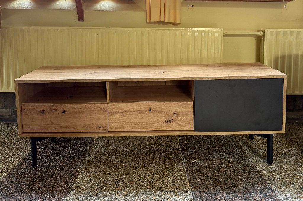 TV meubel Meubella, Ophalen, 150 tot 200 cm, Zo goed als nieuw, Minder dan 100 cm