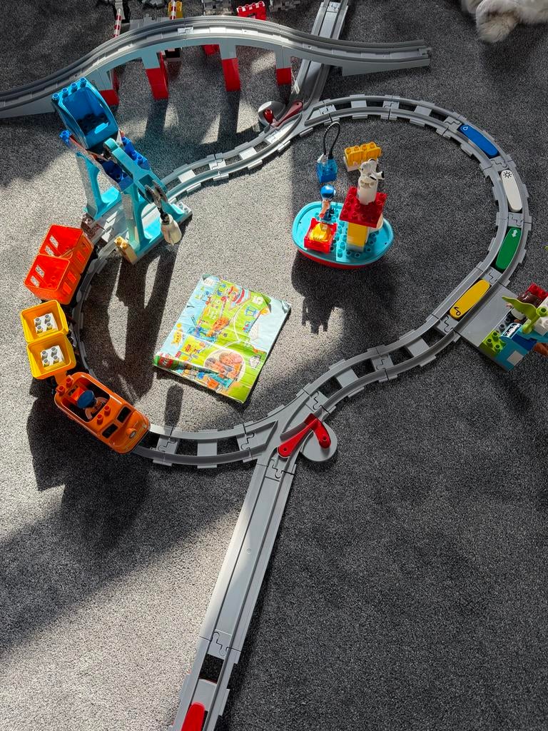 LEGO Duplo Trein 10875 met 2 uitbreidingen 10872/10882, Kinderen en Baby's, Speelgoed | Duplo en Lego, Ophalen, Gebruikt, Complete set