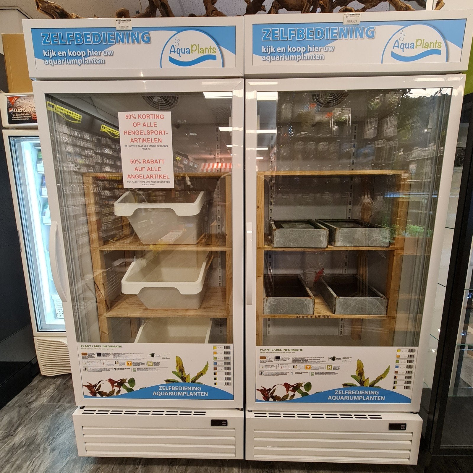 2x glasdeur koelkast met hanginrichting en led verlichting, Witgoed en Apparatuur, Ophalen, Zonder vriesvak, 200 liter of meer