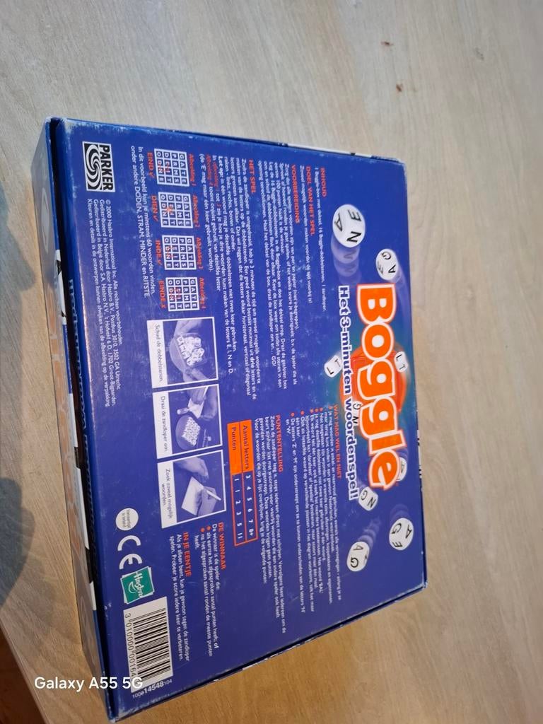 Boggle - Het 3-minuten woordenspel van Parker, Parker, Ophalen of Verzenden, Zo goed als nieuw, Consumercare@hasbro.co.uk