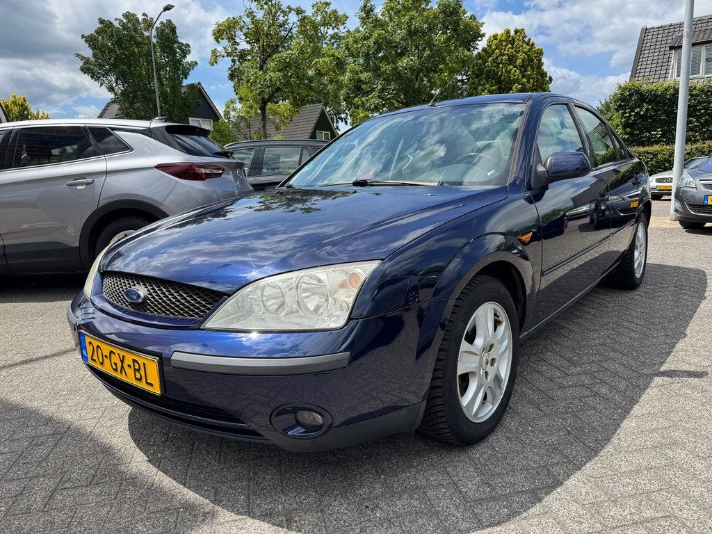 Ford Mondeo 2.0-16V Ghia Automaat,Airco,Cruise,Nap,Trekhaak, Auto's, 1998 cc, Sedan, Euro 4, 5 stoelen