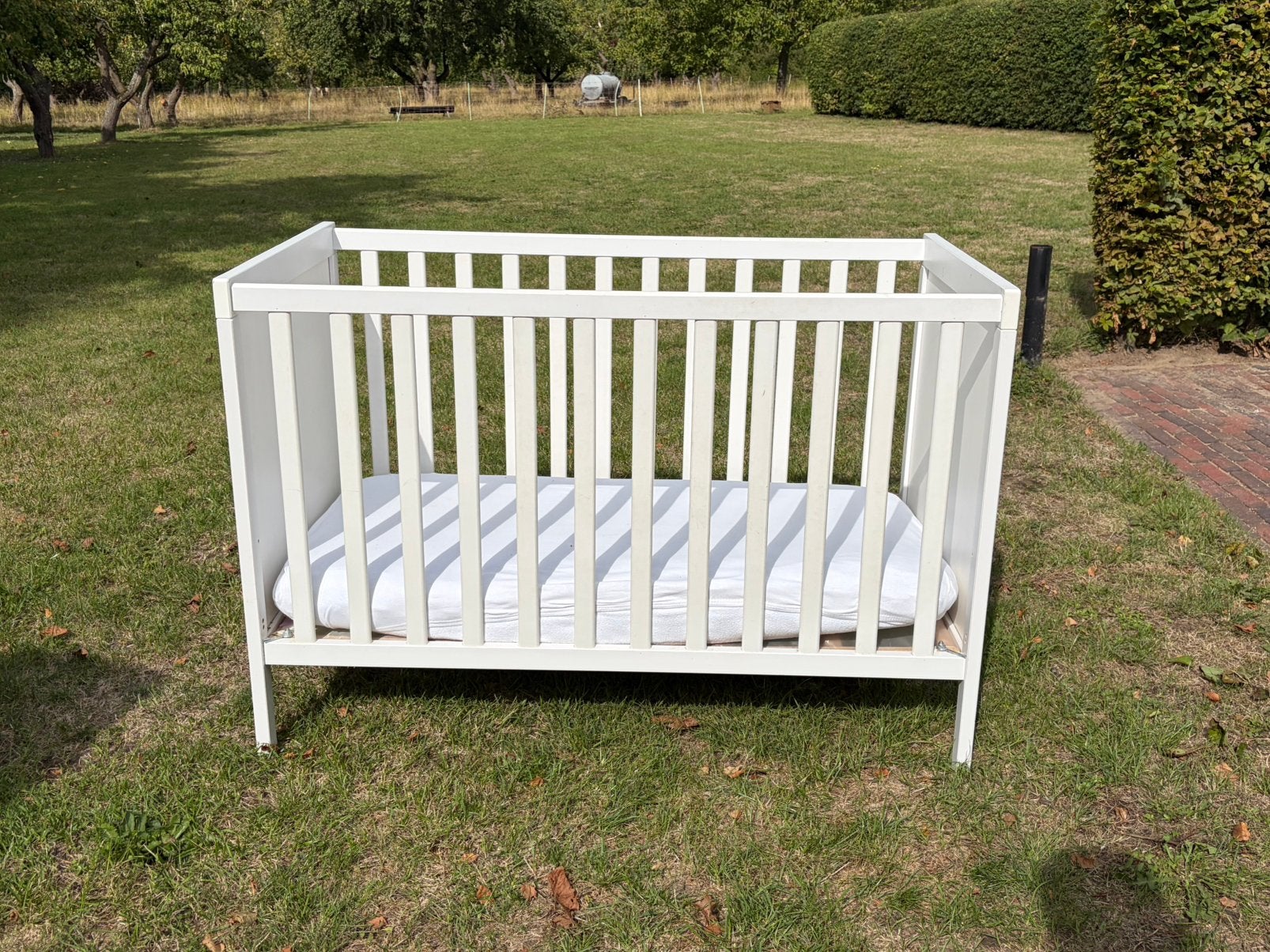Ikea Sundvik babybedje wit 60x120, Ophalen, Zo goed als nieuw, Ledikant