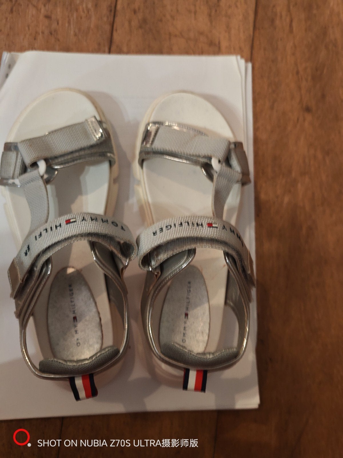 Tommy Hilfiger sandalen maat 34, Gebruikt, Jongen of Meisje, Schoenen, Ophalen of Verzenden