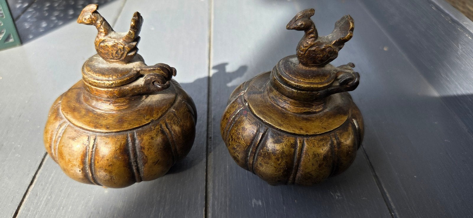 2 prachtige 19e eeuwse inktpotjes. Brons. India., Ophalen of Verzenden