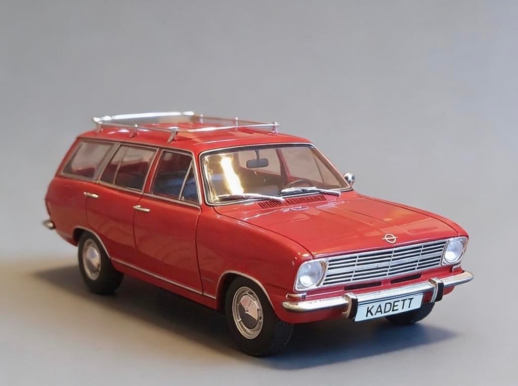 Opel B Kadett station whitebox 1:24, Ophalen of Verzenden, Zo goed als nieuw, Auto, Overige merken