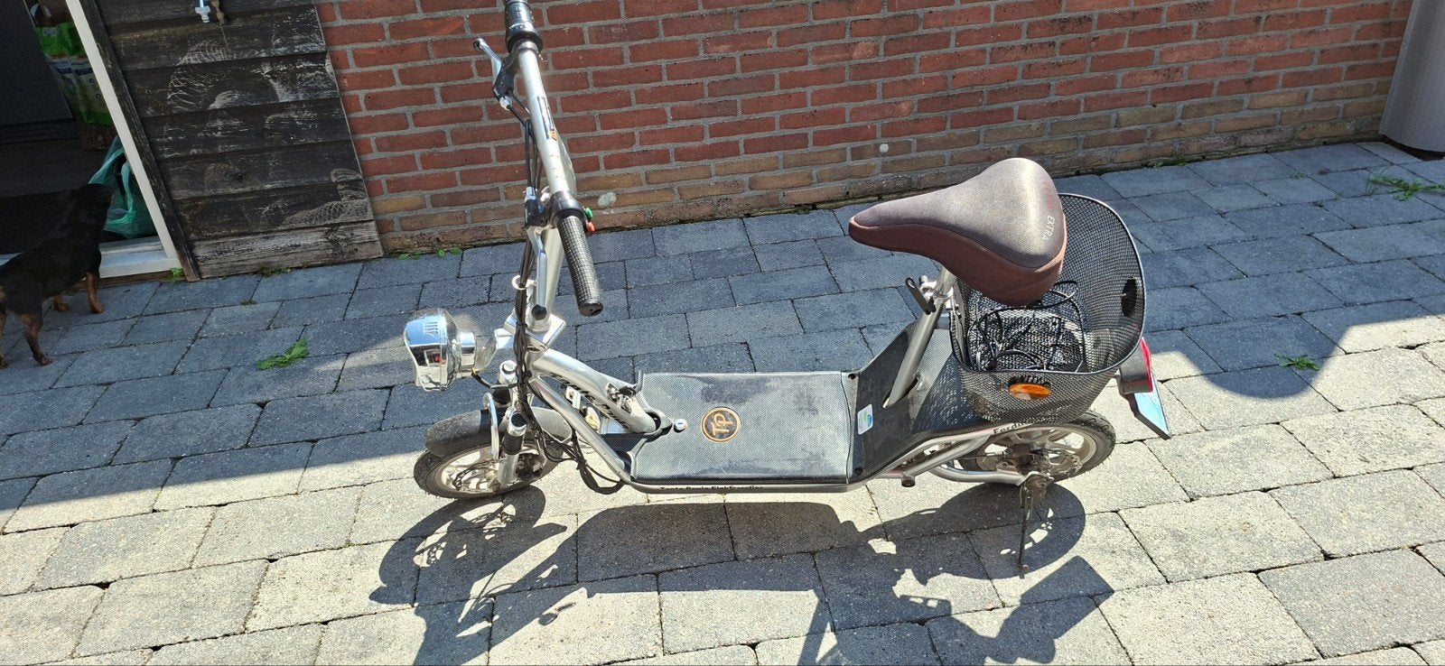 Elektrische step met zadel en kenteken, Ophalen, Gebruikt, Elektrische step (E-scooter)
