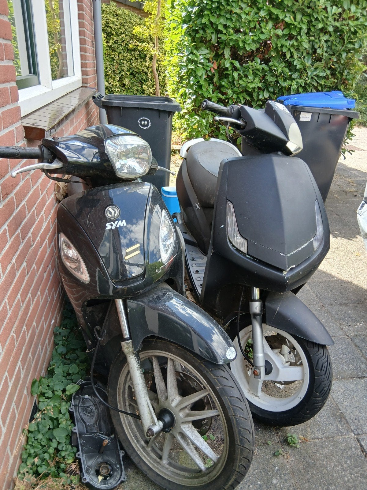 SYM Symphony 50 en Peugeot Vivacity 4-takt scooters, Ophalen, Gebruikt