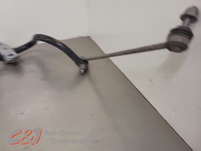 Stabilisatorstang voor van een Opel Vivaro, Gebruikt, -, -, Opel