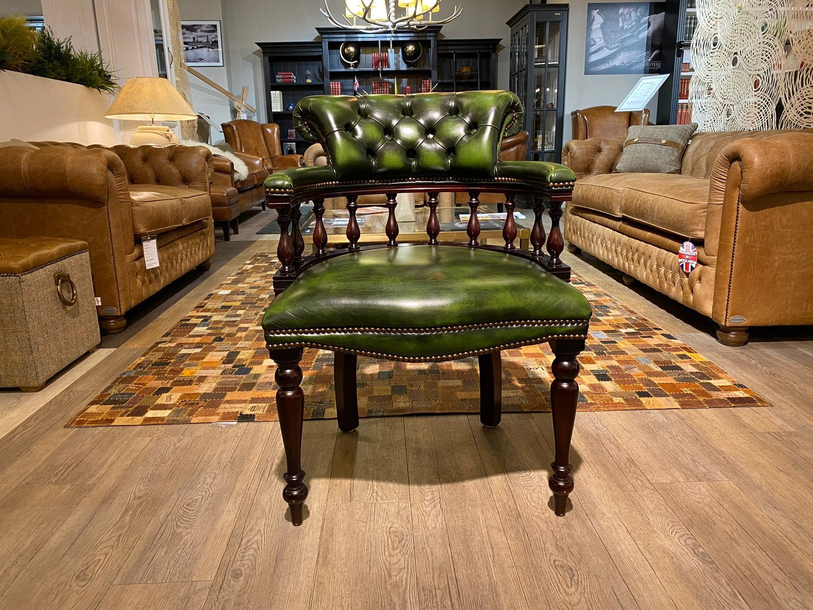 SPRINGVALE CHESTERFIELD FAUTEUIL/BUREAUSTOELNIEUWSTAAT GROEN, Antiek en Kunst, Ophalen of Verzenden