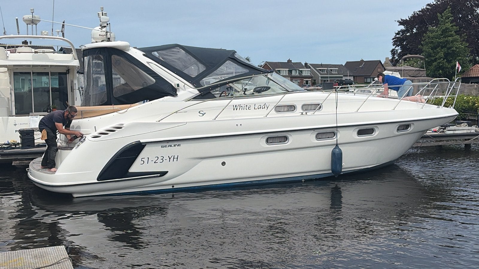 Sealine S37 Motorjacht 'White Lady' - Luxe en Comfort, Watersport en Boten, Overige merken, Gebruikt, Binnenboordmotor, Keuken