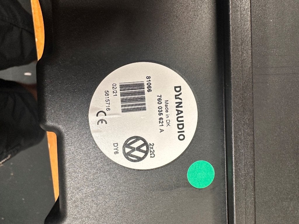 Dynaudio subwoofer voor Volkswagen (2x2Ω), Ophalen of Verzenden, Zo goed als nieuw
