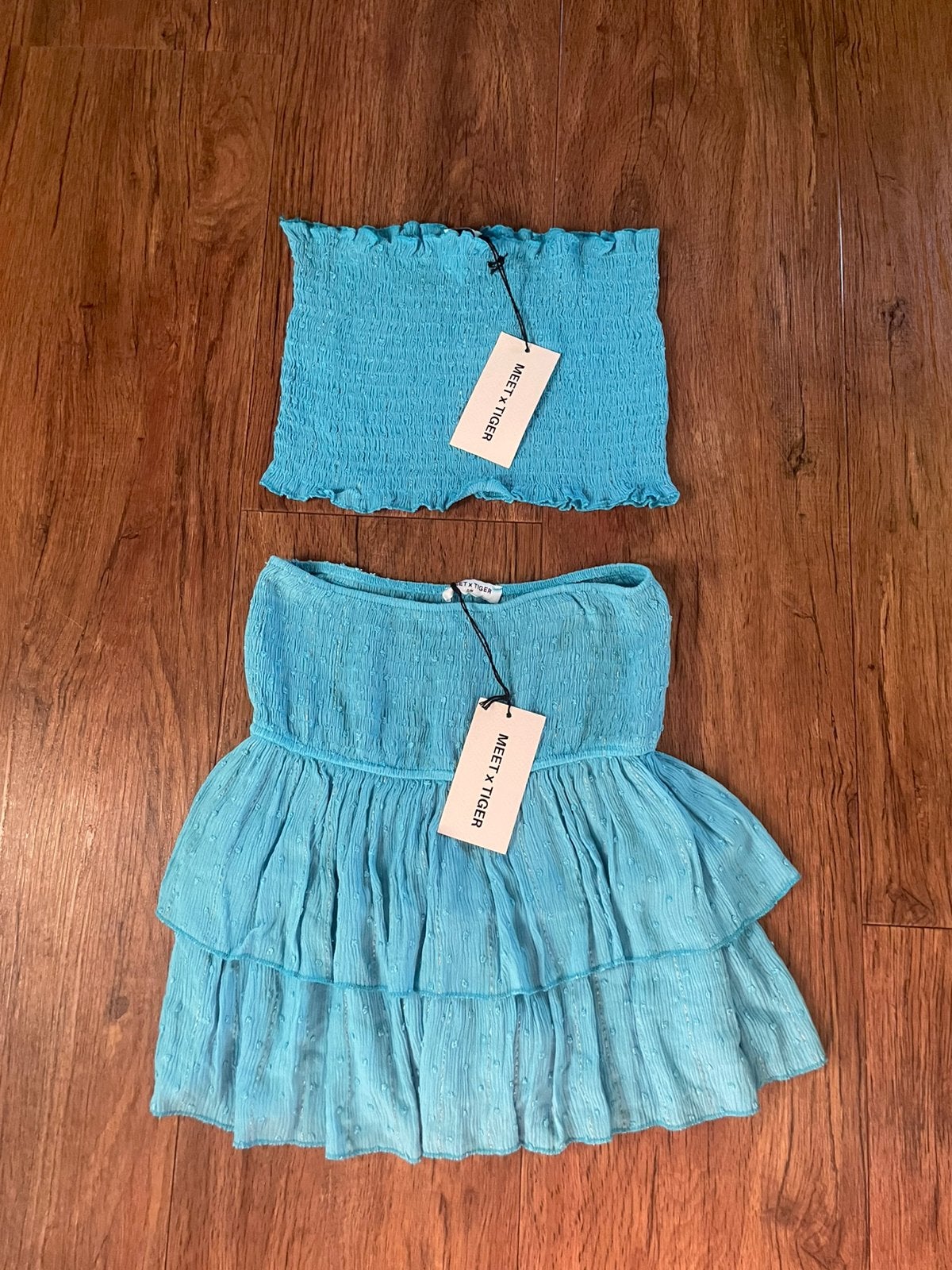 Nieuw blauw setje meet me there maat s/m tube top met rokje, Blauw, Nieuw, Ophalen of Verzenden, Maat 36 (S)