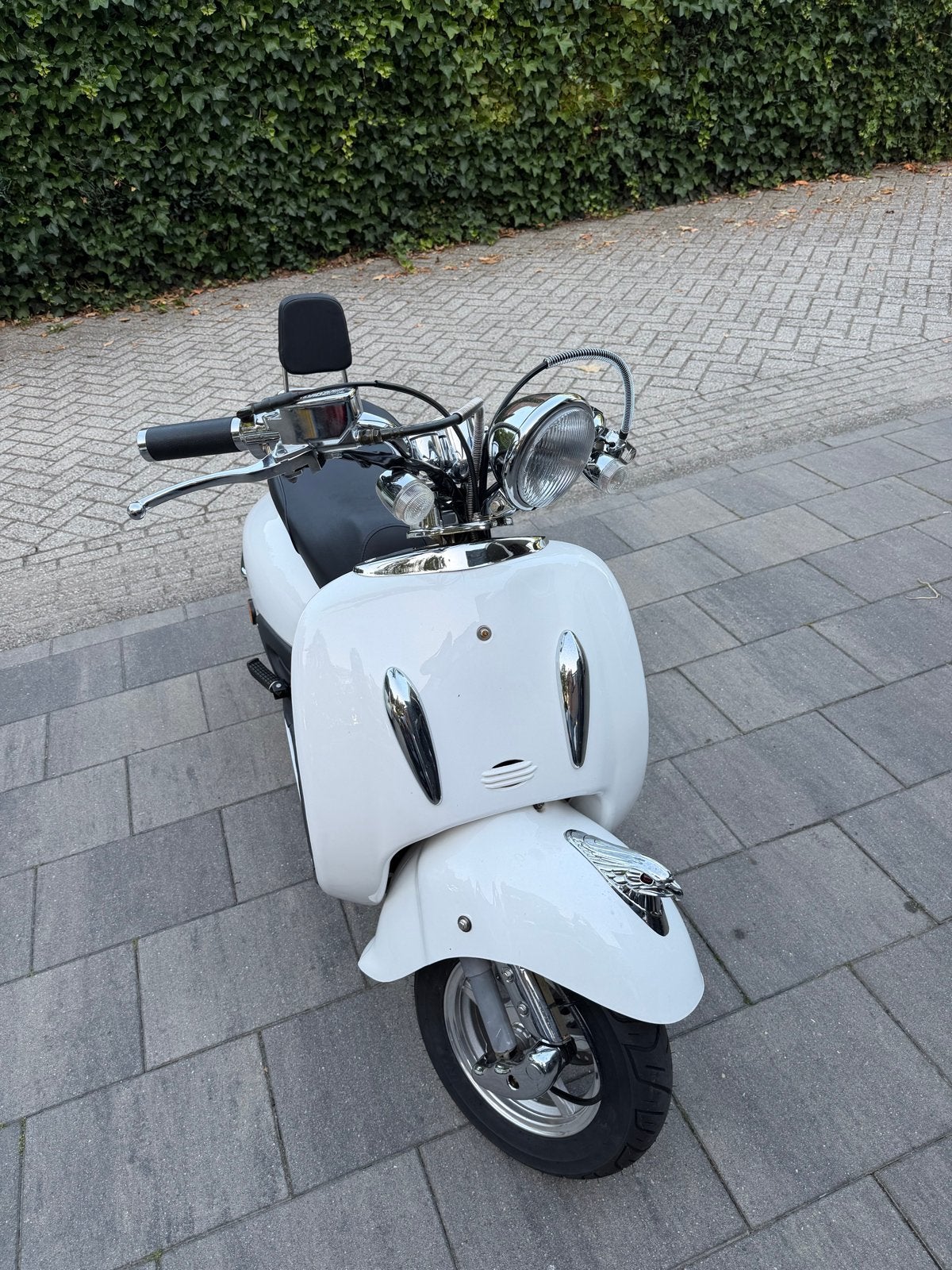 (Nieuwe) Snorscooter Retro Scooter - 80cc - Loopt 80km/u, Fietsen en Brommers, Snorfietsen en Snorscooters, Zo goed als nieuw