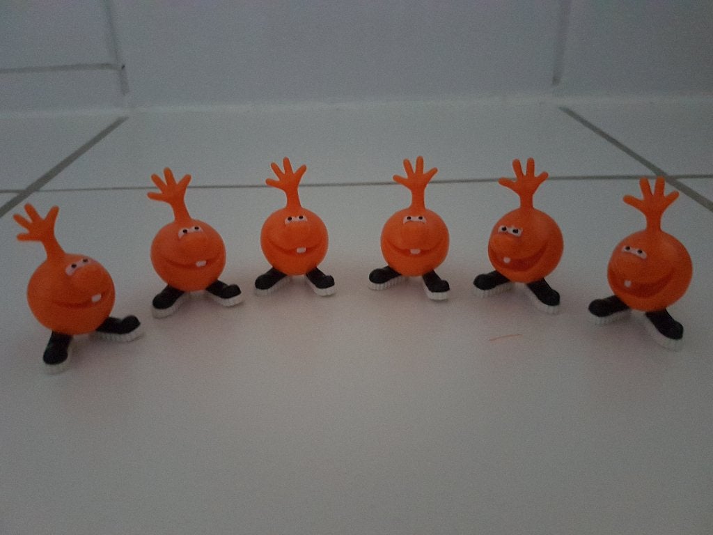 DEKA, DEKAMARKT: Race Blocks/ Hands WK 2010 oranje/ minions, Dekamarkt, Ophalen of Verzenden