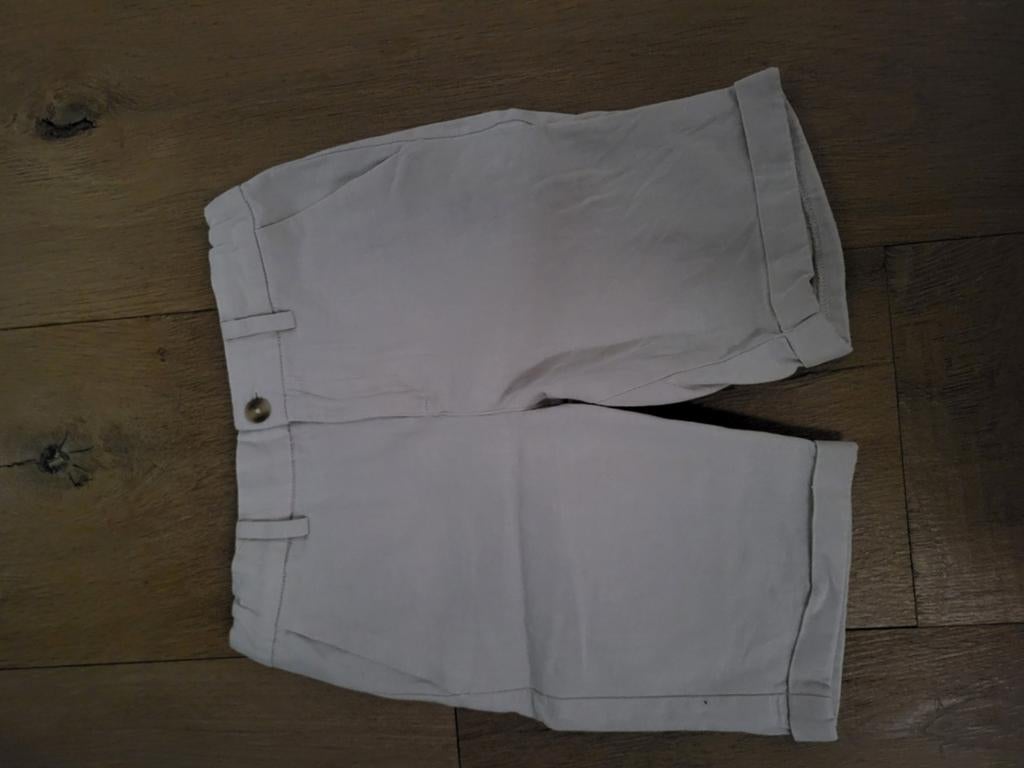 Nette beige korte broek - van Mayoral maat 128, Kinderen en Baby's, Kinderkleding | Maat 128, Broek, Mayoral, Ophalen of Verzenden