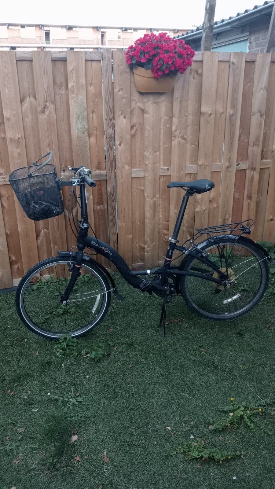 DAHON BRIZA 24 INCH, Fietsen en Brommers, Ophalen, 20 inch of meer, Velgrem, Versnellingen