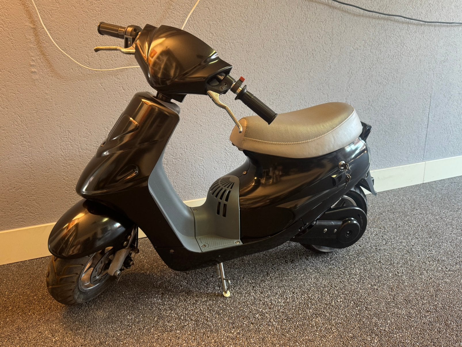 Mini scooter minibike, Ophalen of Verzenden, Zo goed als nieuw, Overige typen