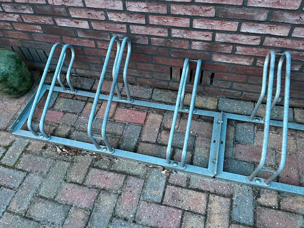 Fietsenrek voor 5 fietsen - Gegalvaniseerd staal, Ophalen, Zo goed als nieuw