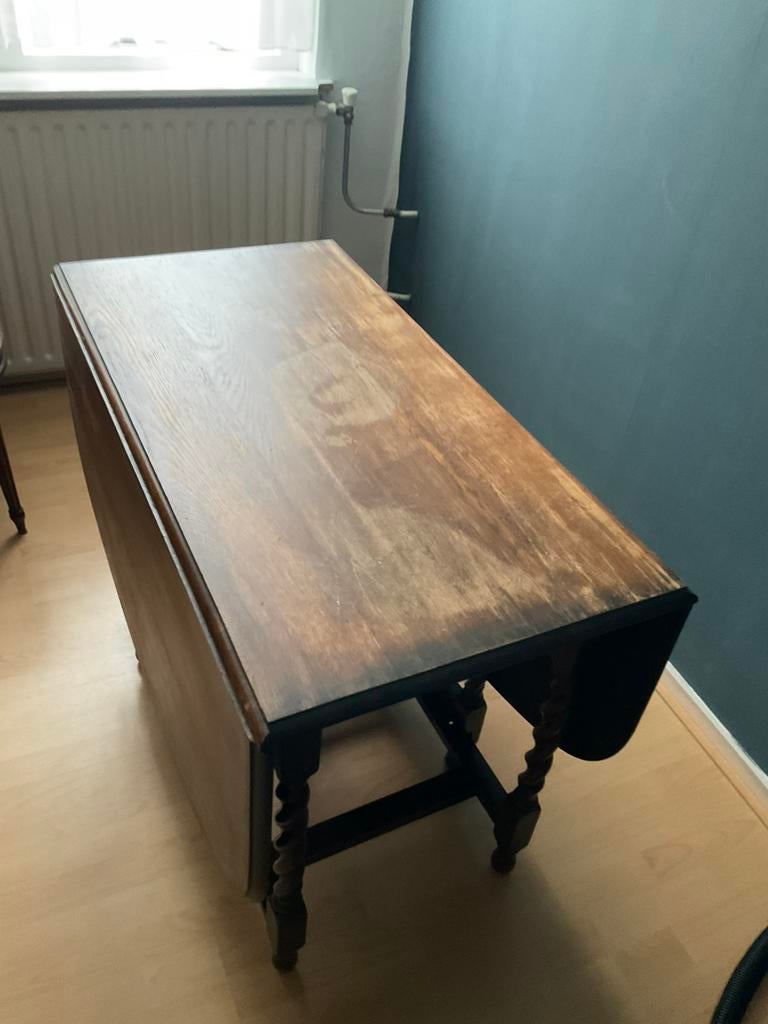 Engelse hangoortafel met 4 stoelen, Huis en Inrichting, Tafels | Salontafels, Gebruikt, 50 tot 75 cm, Ovaal, Antiek