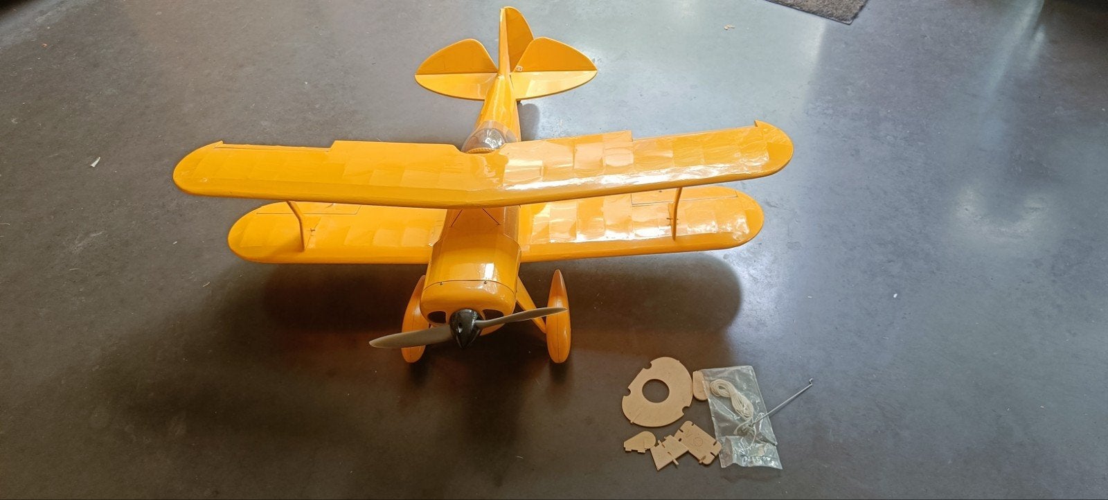 Dubbeldekker model PITTS S1 no. 3198 (robbe), Hobby en Vrije tijd, Ophalen, Zo goed als nieuw, 1:72 tot 1:144, Overige merken