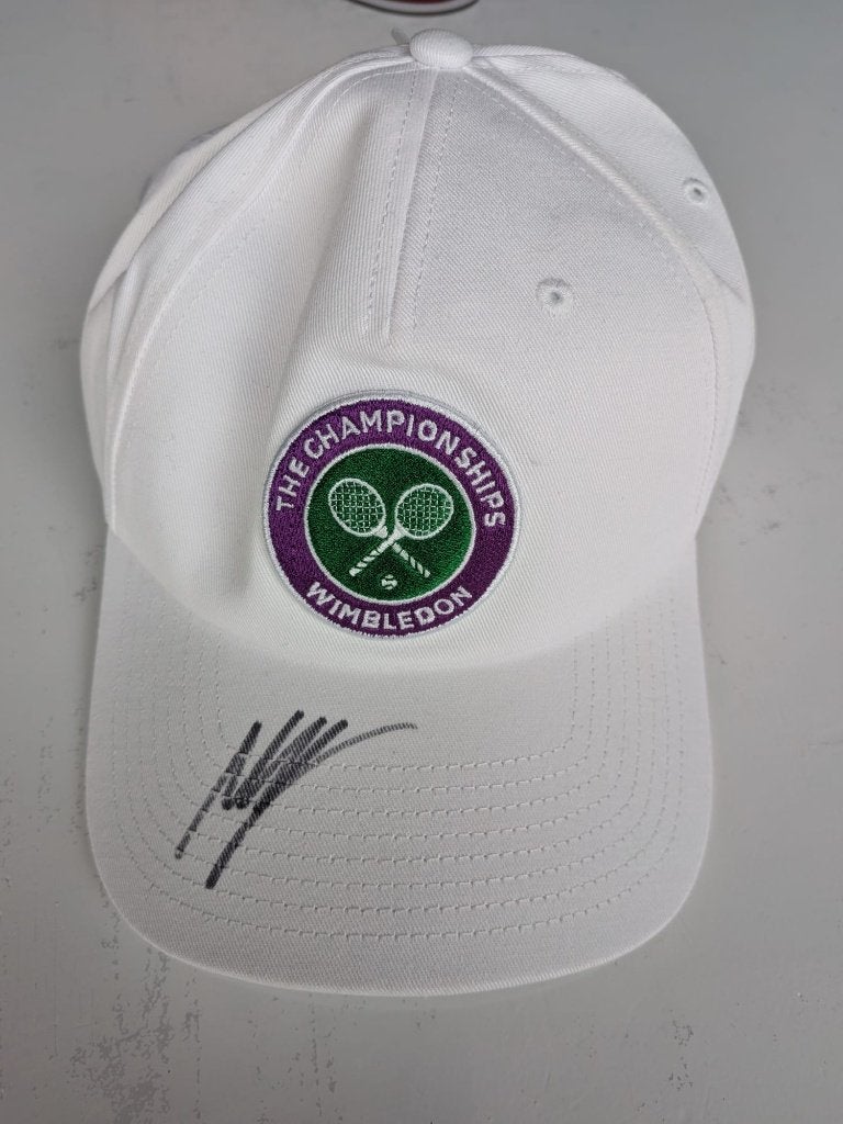 Wimbledon pet gesigneerd door Nick Kyrgios, Sport en Fitness, Overige merken, L00, Nieuw, Ophalen of Verzenden