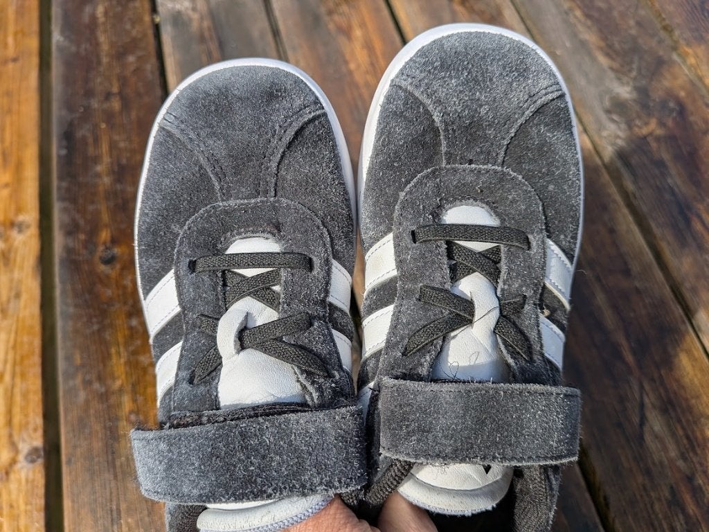 Adidas sneakers kind maat 33, Adidas, Jongen of Meisje, Schoenen, Ophalen of Verzenden