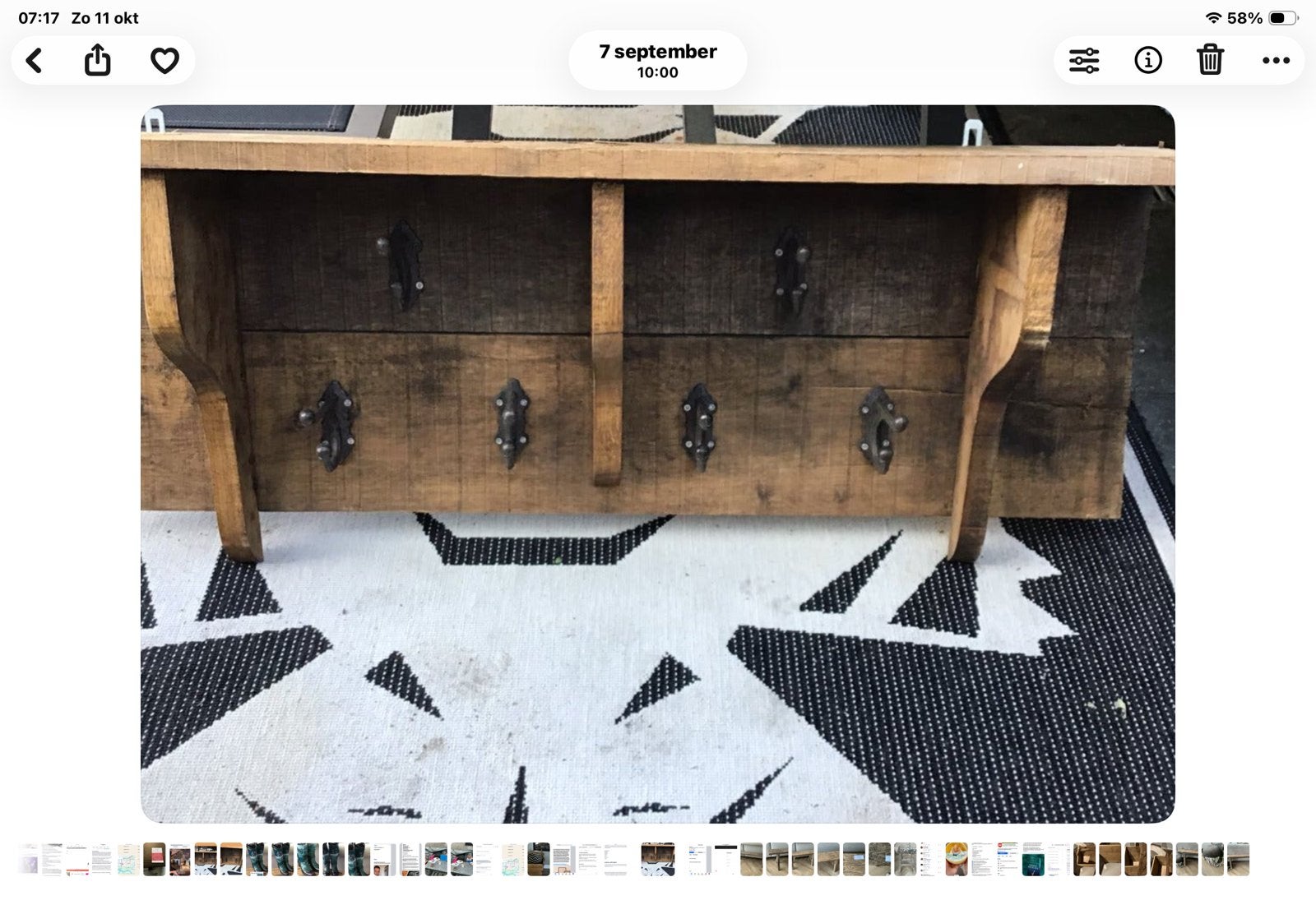 Zware kapstok van oud hout gemaakt met dubbele haken, Huis en Inrichting, Ophalen of Verzenden, Zo goed als nieuw