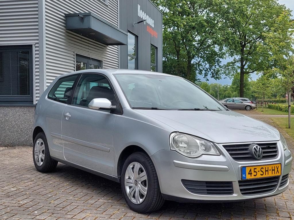 Volkswagen Polo 1.4 16V 2006 Turijn facelift airco, Auto's, Voorwielaandrijving, 15 km/l, Origineel Nederlands, Handgeschakeld
