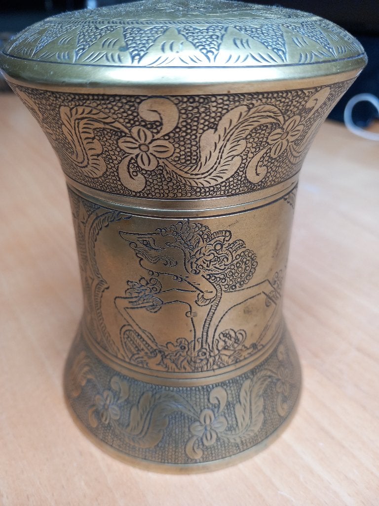 Tabakspot Indonesië Nederlands-Indië wajang wayang figuren, Antiek en Kunst, Ophalen of Verzenden, Koper