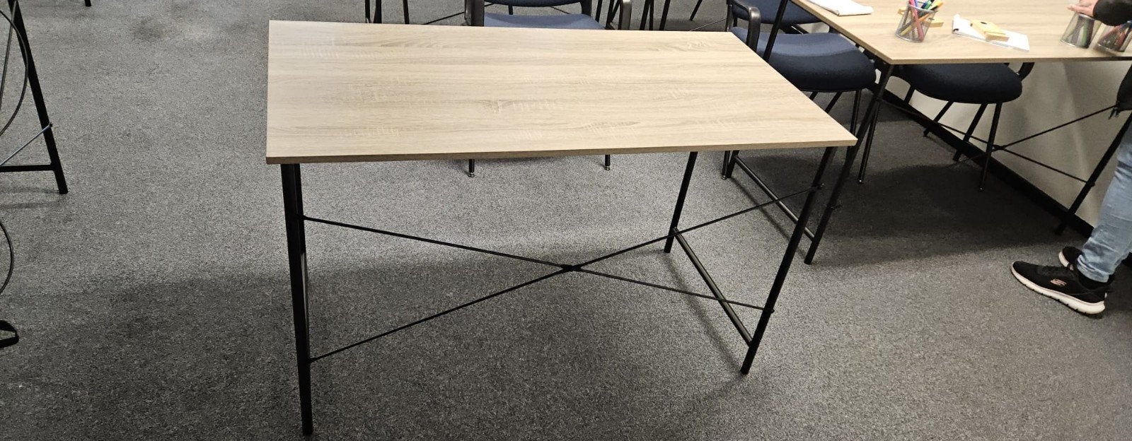 Bureau, Gebruikt, 100 tot 150 cm, Modern, Industrieel, Minimalistisch, Tot twee personen