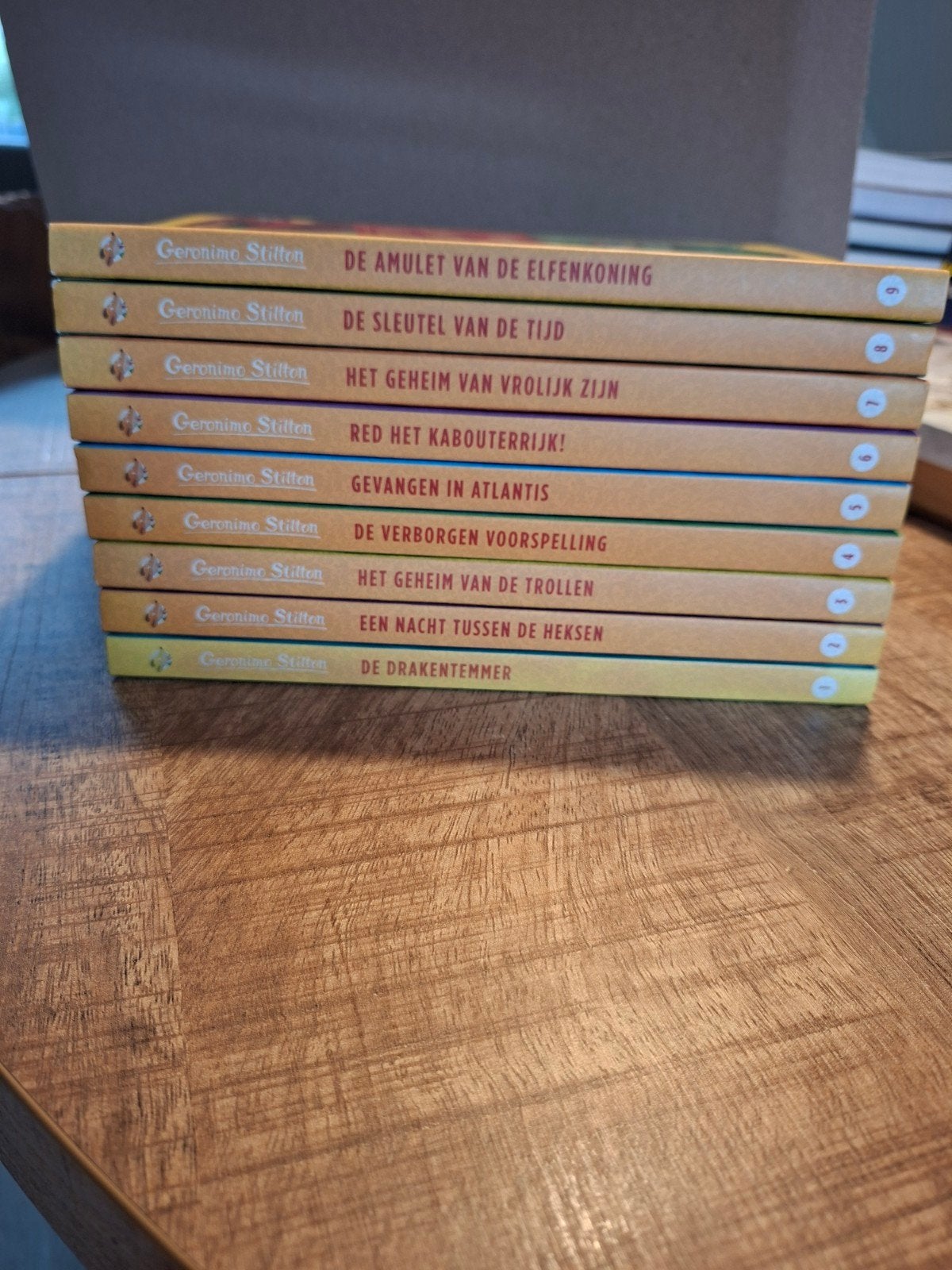 Geronimo Stilton boeken - 9-delige set, Ophalen of Verzenden, Gelezen, Geronimo Stilton, Fictie algemeen