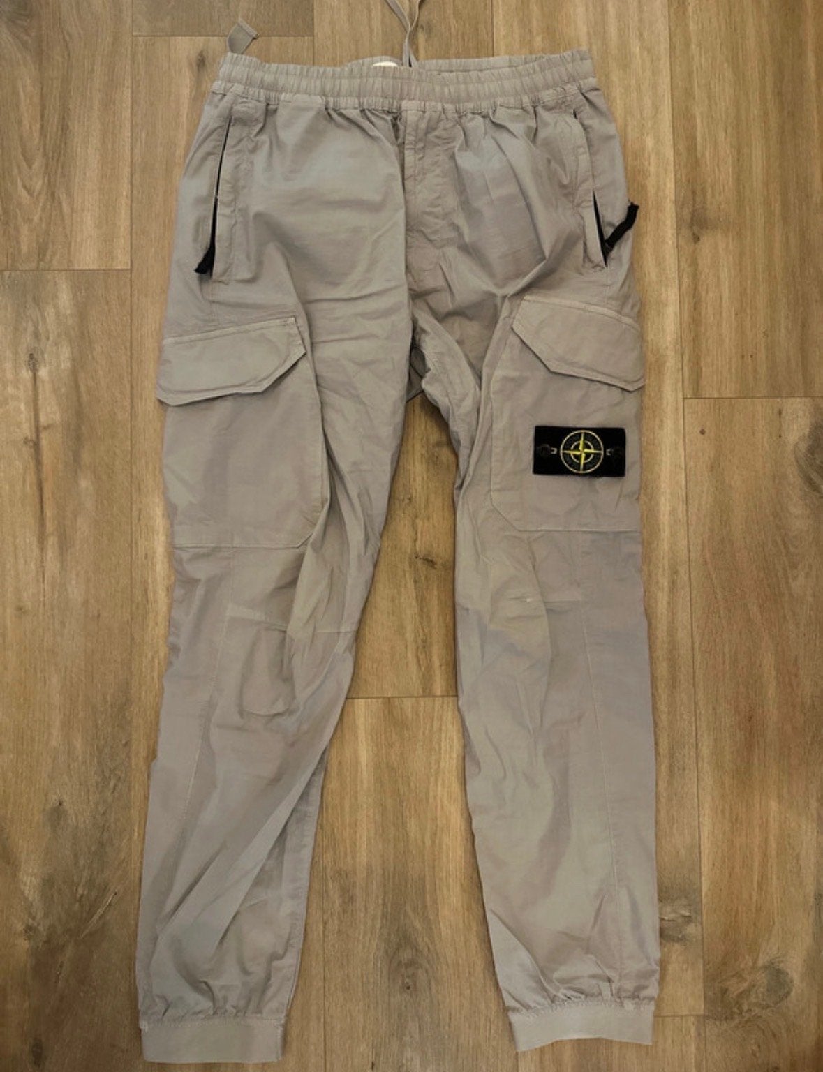 Stone Island Cargo Re-T Broek Maat 31 Zo Goed Als Nieuw, Ophalen of Verzenden, Zo goed als nieuw, Overige maten, Grijs