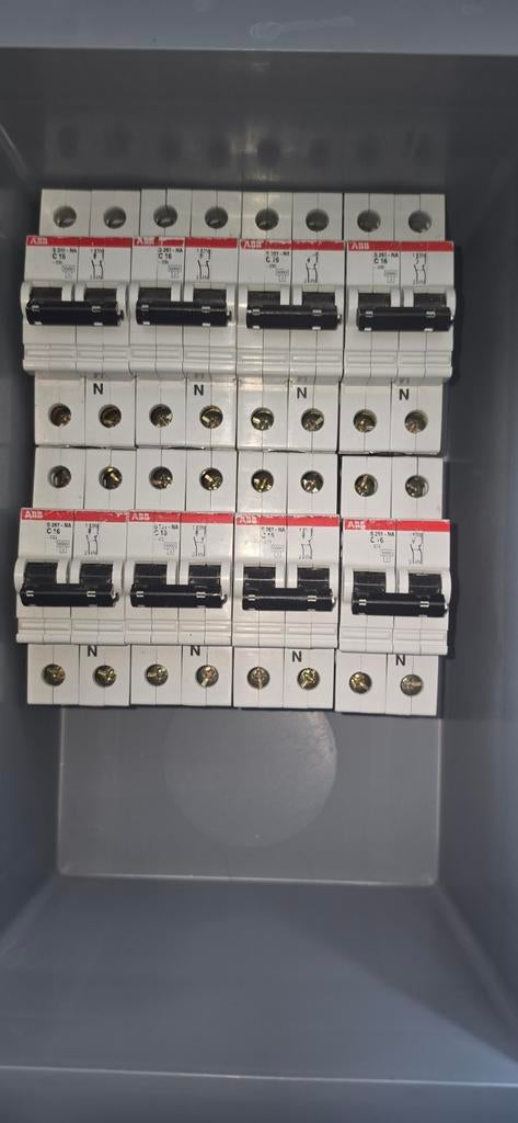 ABB S261-NA C16 Automatische Zekeringen (8 stuks), Ophalen of Verzenden, Gebruikt, Schakelaar