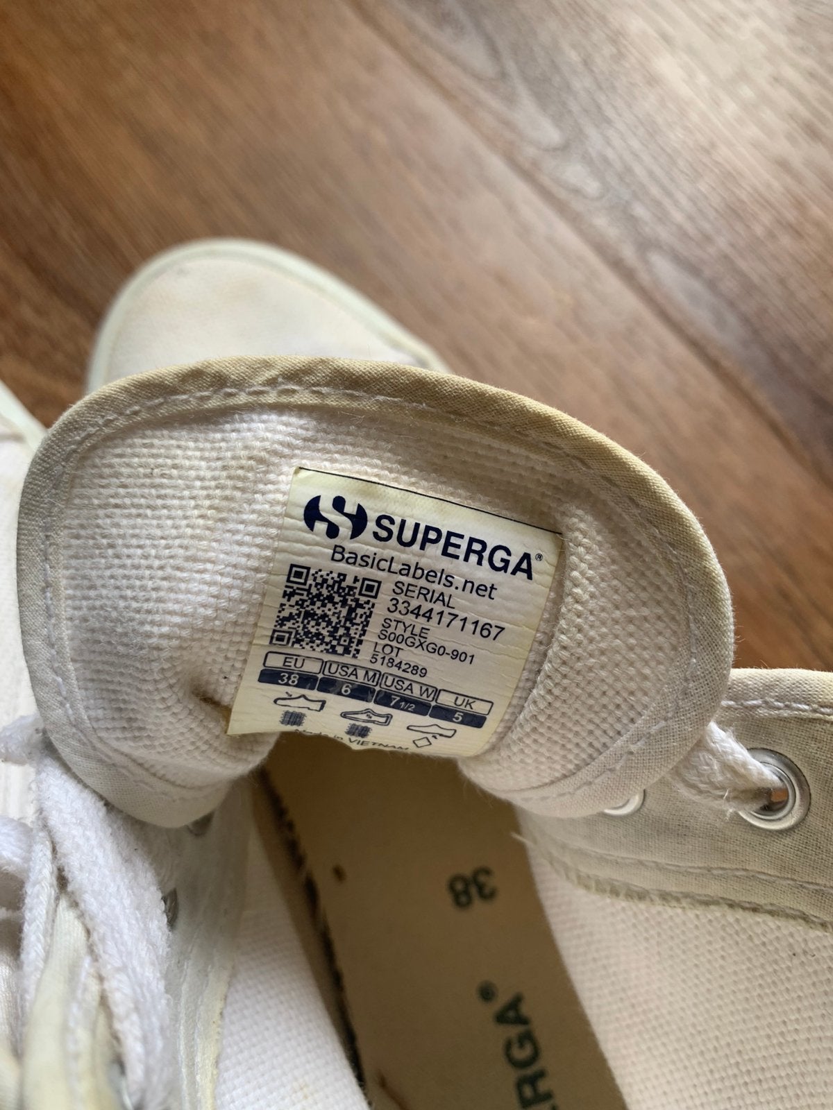 Superga schoenen maat 38, Beige, Ophalen of Verzenden, Sneakers of Gympen, Gedragen
