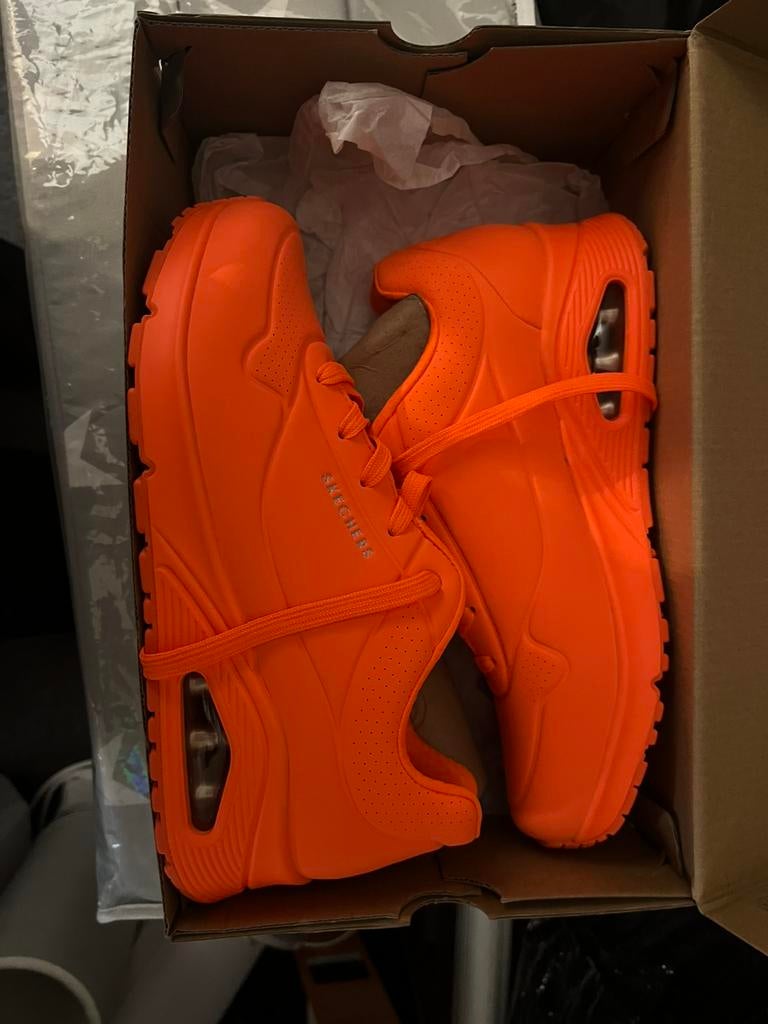 Skechers Night Shades oranje, Kleding | Dames, Ophalen of Verzenden, Zo goed als nieuw, Oranje, Sneakers of Gympen
