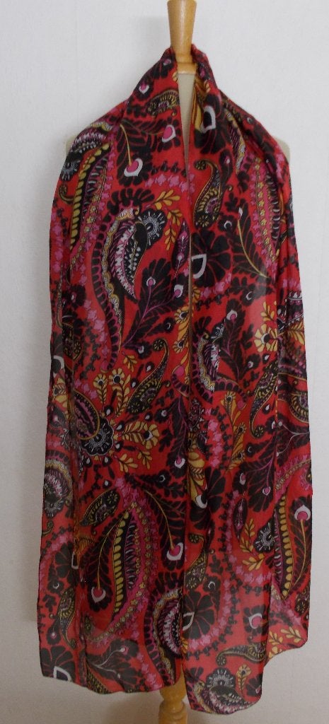 Prachtige paisley/batik look 100% silk print sjaal, Kleding | Dames, Verzenden, Zo goed als nieuw, Maat 38/40 (M), Sjaal