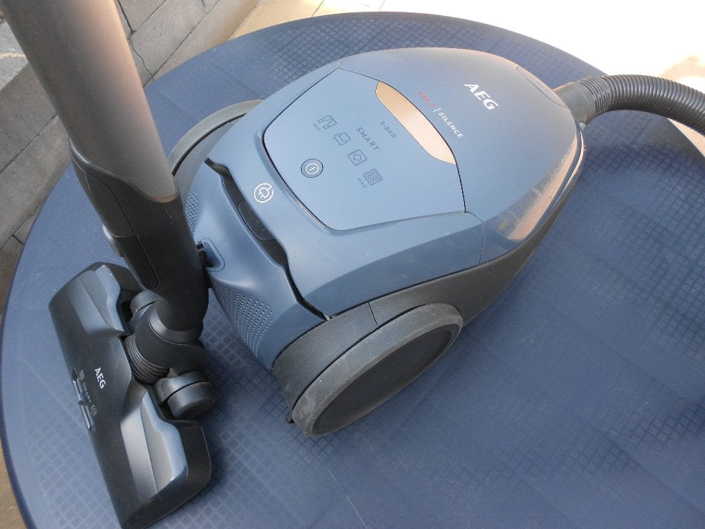 AEG VX 82  1-5 DB  Ecoline stofzuiger + accessoires ., Gebruikt, Sledestofzuiger, Ophalen, Stofzak