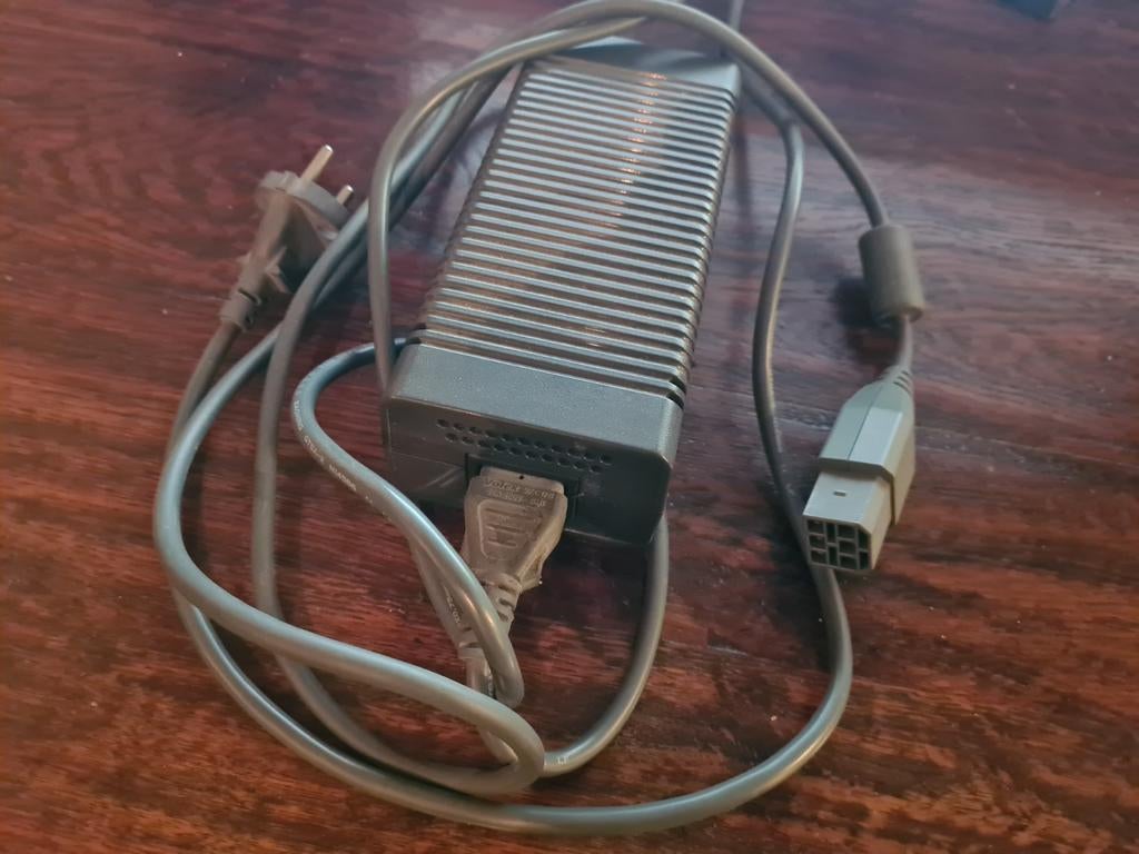 Xbox 360 power/voeding/stroom kabel adapter, Ophalen of Verzenden, Zo goed als nieuw