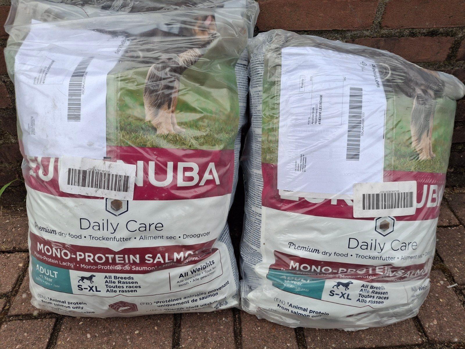 Hondenvoer eukanuba, Ophalen, Hond