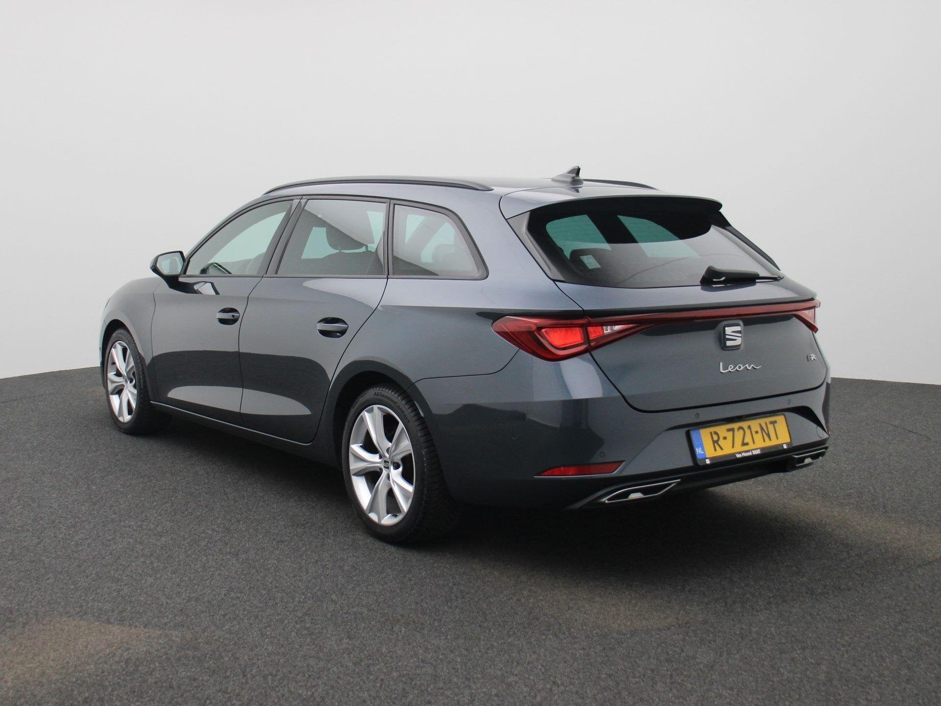 SEAT Leon Sportstourer 1.0 TSI FR Business Intense 110 PK |, 12 maanden, Stof, Gebruikt, Origineel Nederlands