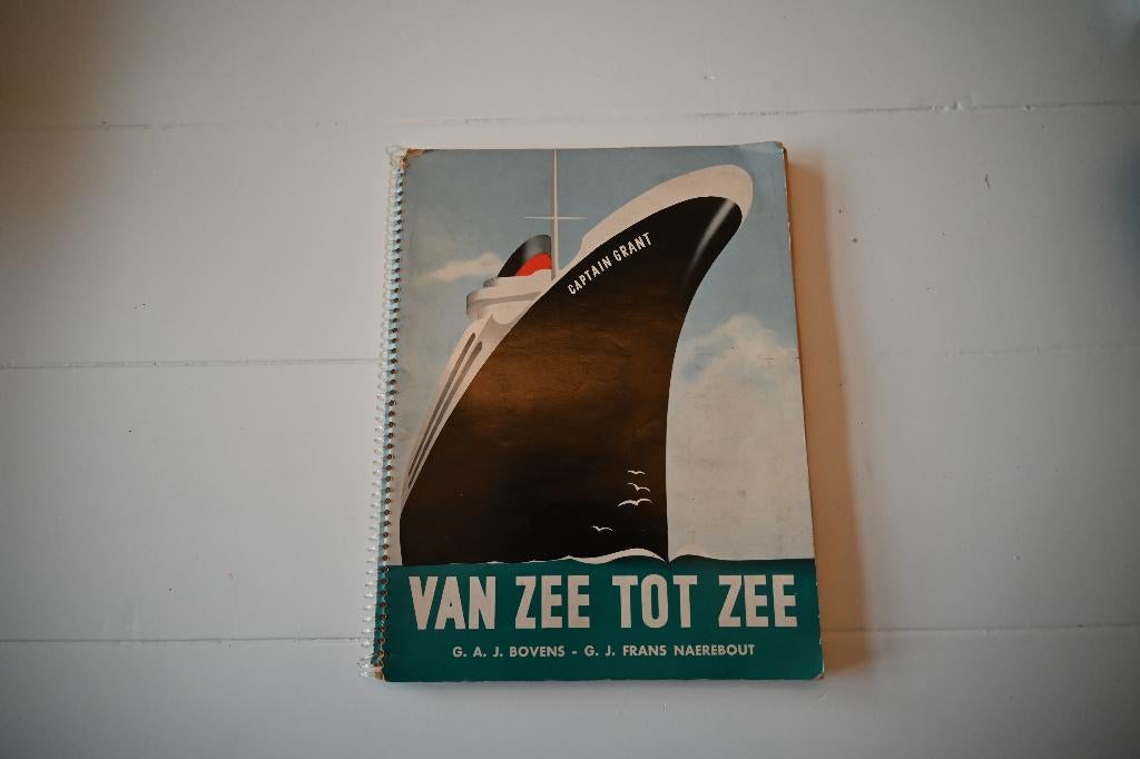 Van Zee tot Zee, Ophalen of Verzenden, Gelezen, G.A.J. Bovens, Plaatjesalbum