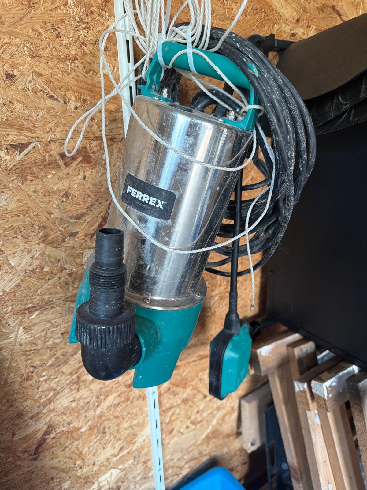 Ferrex Dompelpomp F-SP 1135-2 - 1100W, 20000 l/h, Ophalen, Gebruikt, Elektrisch, Dompelpomp