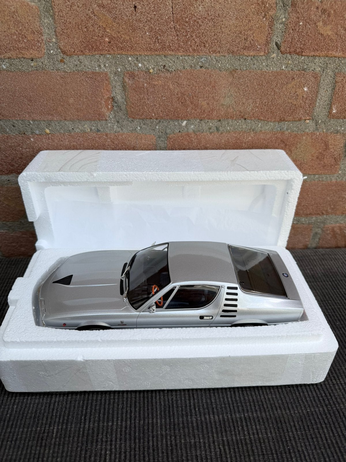 1:18 KK scale Alfa Romeo Montreal ……. nú 69,95 !!, Hobby en Vrije tijd, Modelauto's | 1:18, Ophalen of Verzenden, Nieuw, Auto