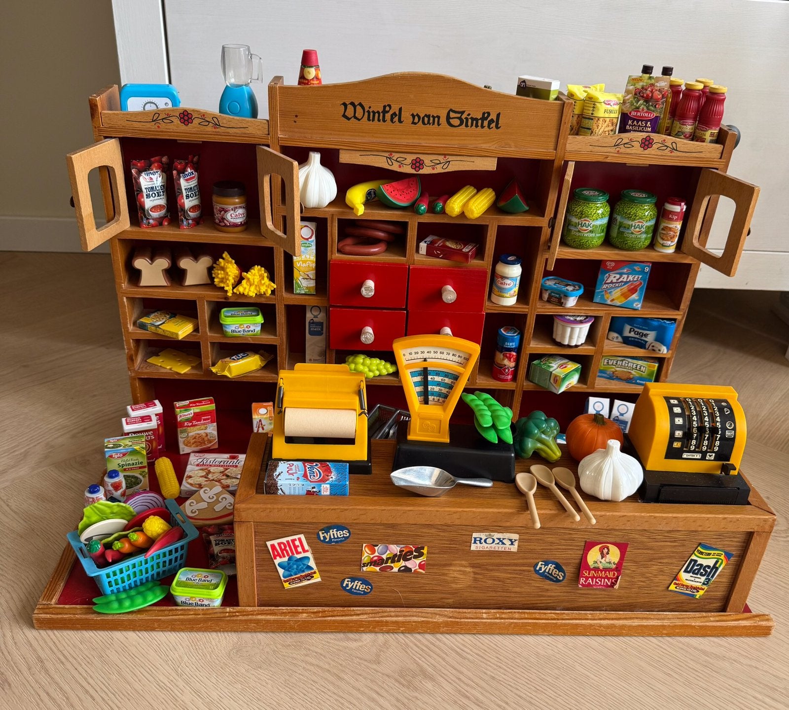 Winkeltje met toebehoren, in prijs verlaagd!, Ophalen of Verzenden, Zo goed als nieuw, Poppenhuis
