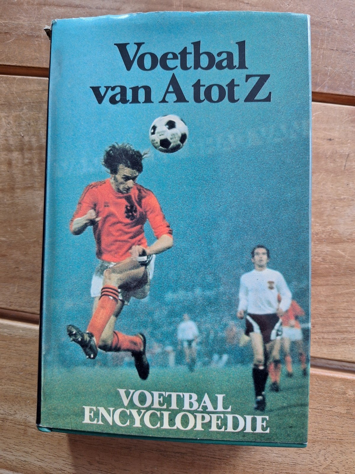 Voetbal van A tot Z - Voetbal Encyclopedie (1978), Ophalen of Verzenden, Gelezen, Hans-Jürgen Jendral, Balsport