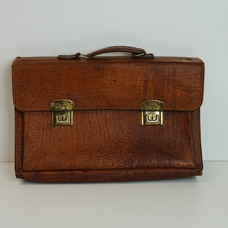 Vintage leren schooltas, aktetas, laptop tas., Computers en Software, Ophalen of Verzenden, Gebruikt, Laptophoes