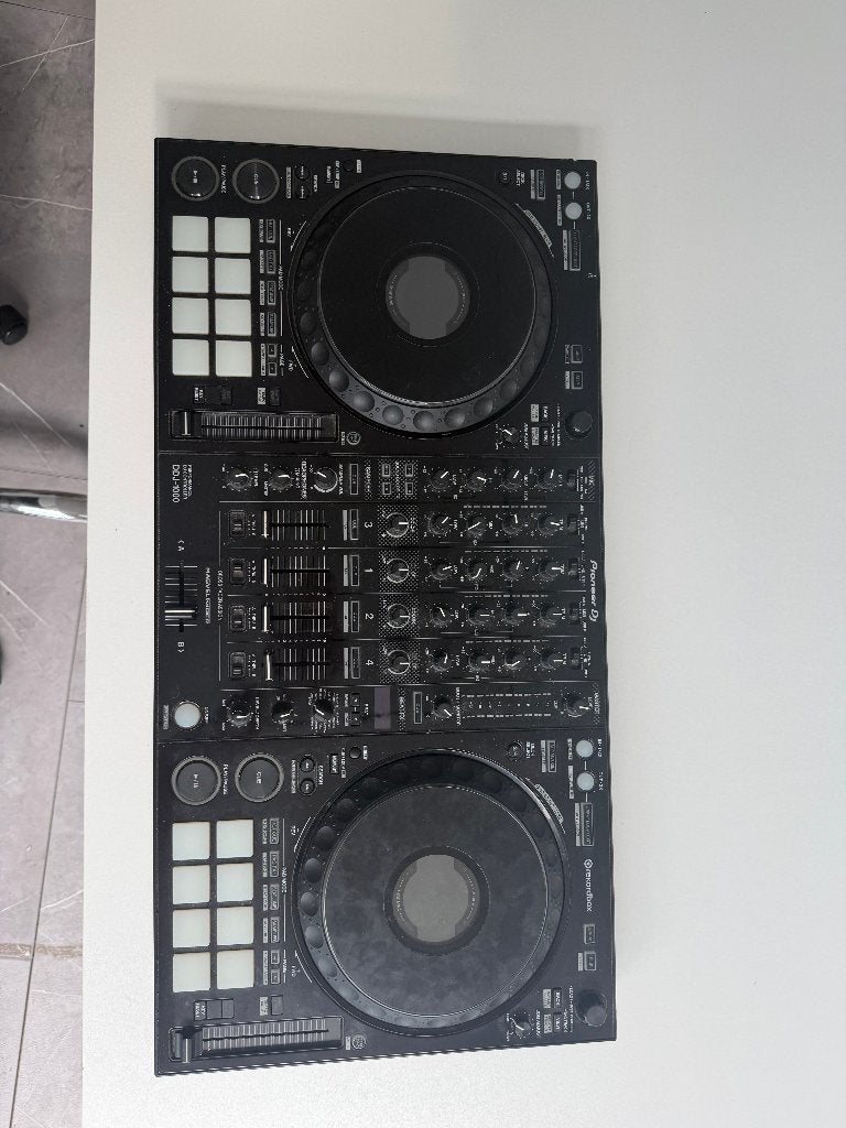 Pioneer DJ DDJ-1000 DJ Controller met Flightcase (REKORDBOX), Dj