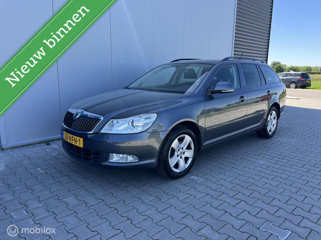 Skoda Octavia Combi 1.2 TSI Ambition Business Line, Euro 5, Gebruikt, 4 cilinders, Origineel Nederlands