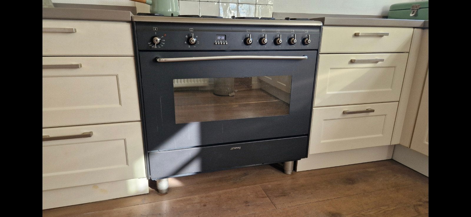 Mooi Smeg gasfornuis, Witgoed en Apparatuur, Fornuizen, Gebruikt, 60 cm of meer, Ophalen of Verzenden, Gas